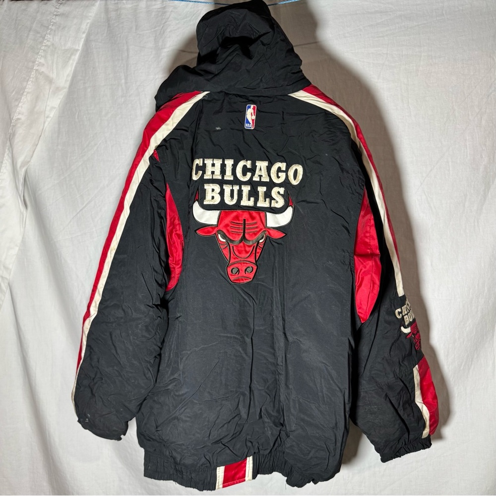 Vintage‎ 90's Chicago Bulls Starter Puffer Jacket Men's Size XXL